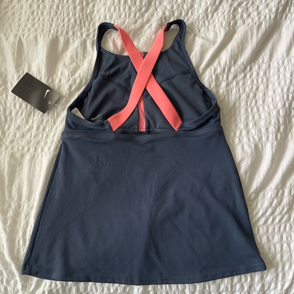 Nike blueish grey+salmon sports tank size small 🩶🩷 - Picture 2 of 3